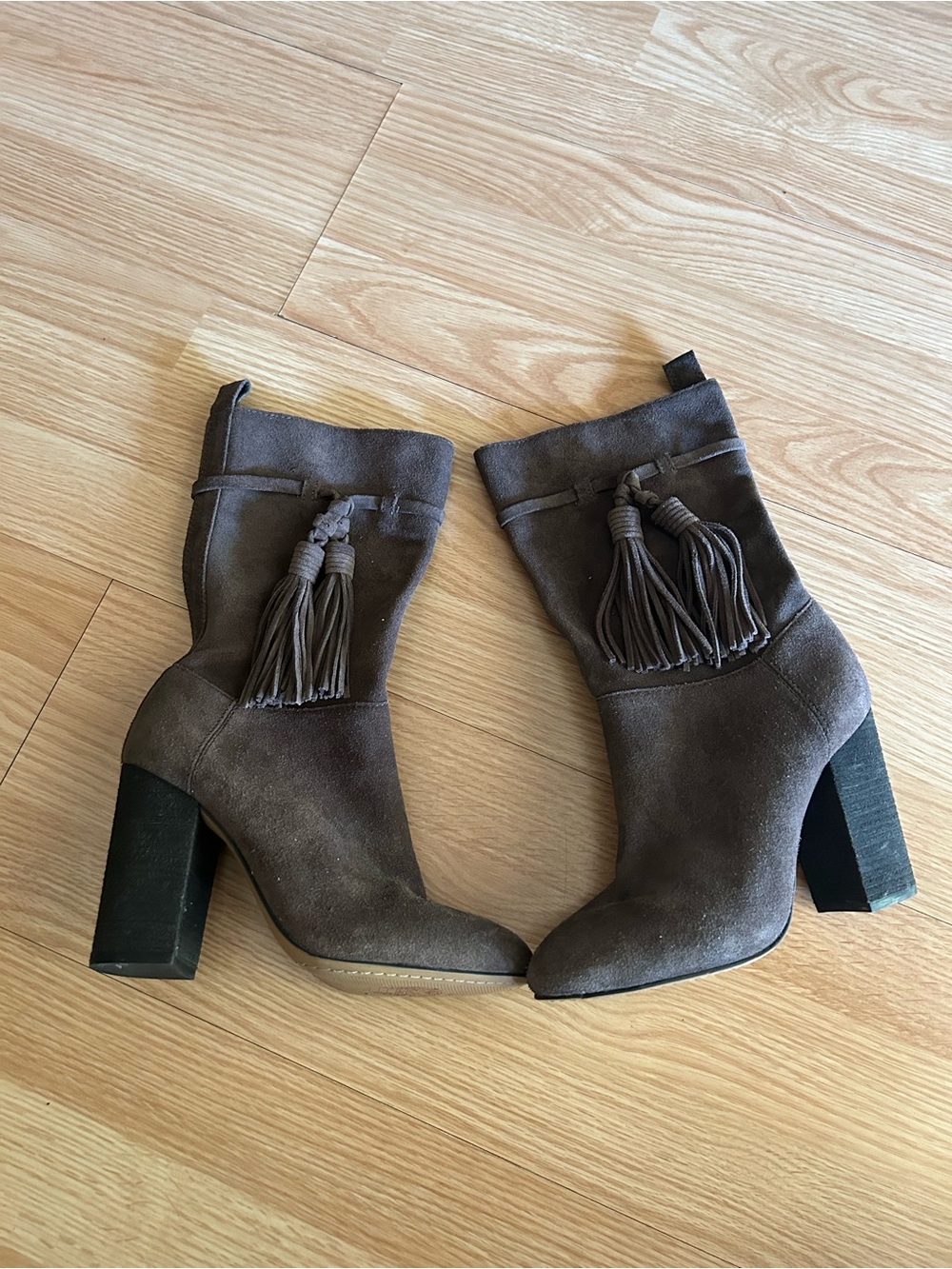 Vince Camuto Brown Suede Tassel Slouch Boots Size 6.5M - FLAWED